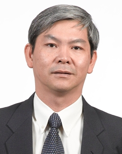 Law Choi Look